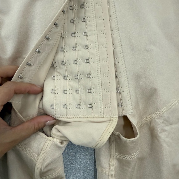 NWT Girdle 100% Colombian - Picture 5 of 14